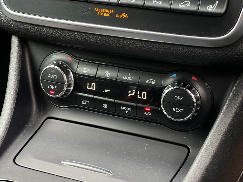 MERCEDES-BENZ GLA CLASS