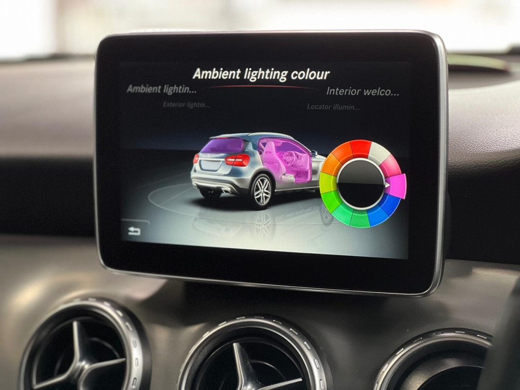 MERCEDES-BENZ GLA CLASS