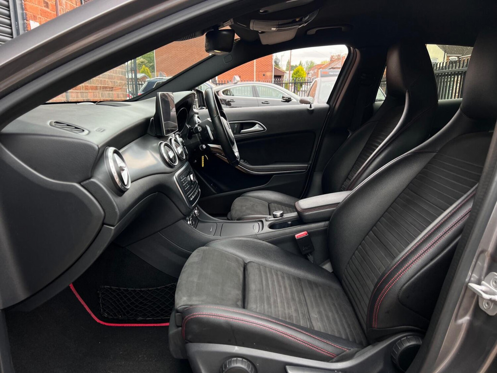 MERCEDES-BENZ GLA CLASS
