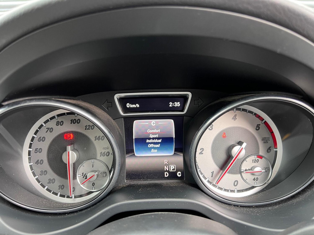MERCEDES-BENZ GLA CLASS