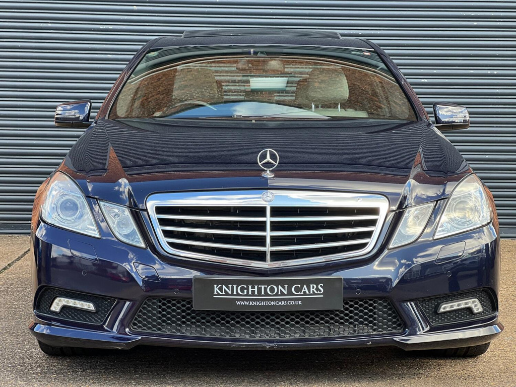 MERCEDES-BENZ E CLASS