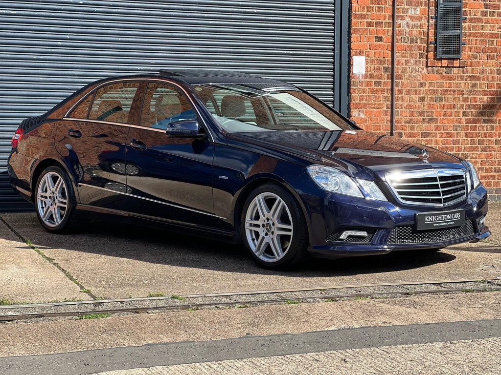 MERCEDES-BENZ E CLASS