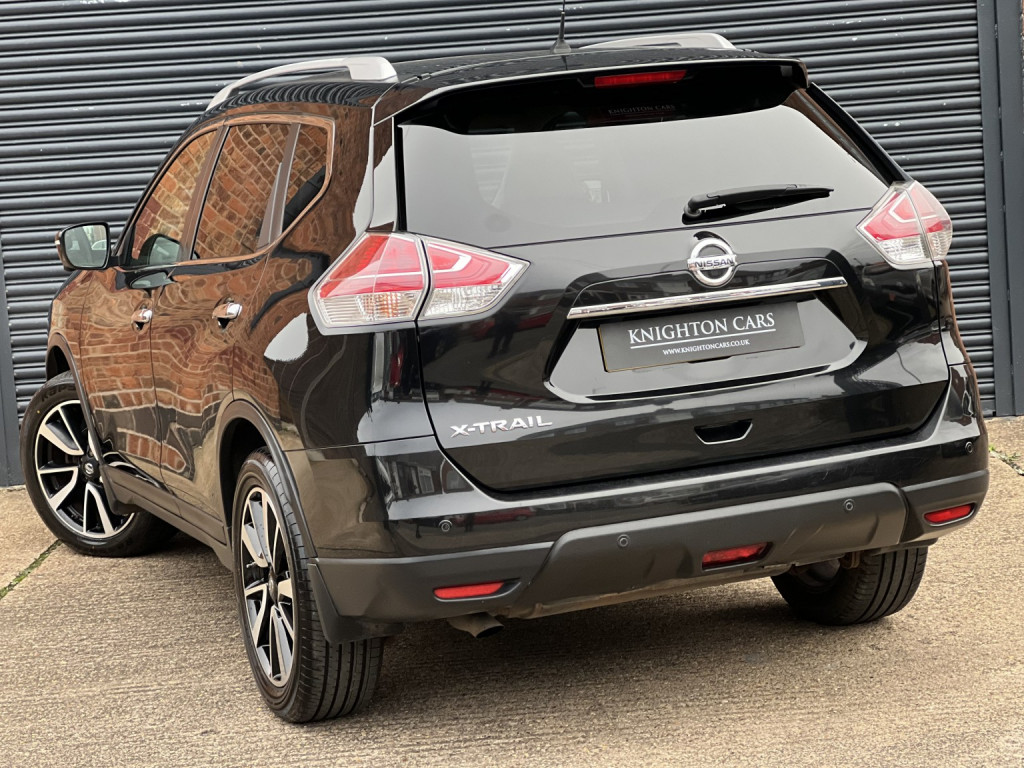 View NISSAN X-TRAIL 1.6 dCi Tekna