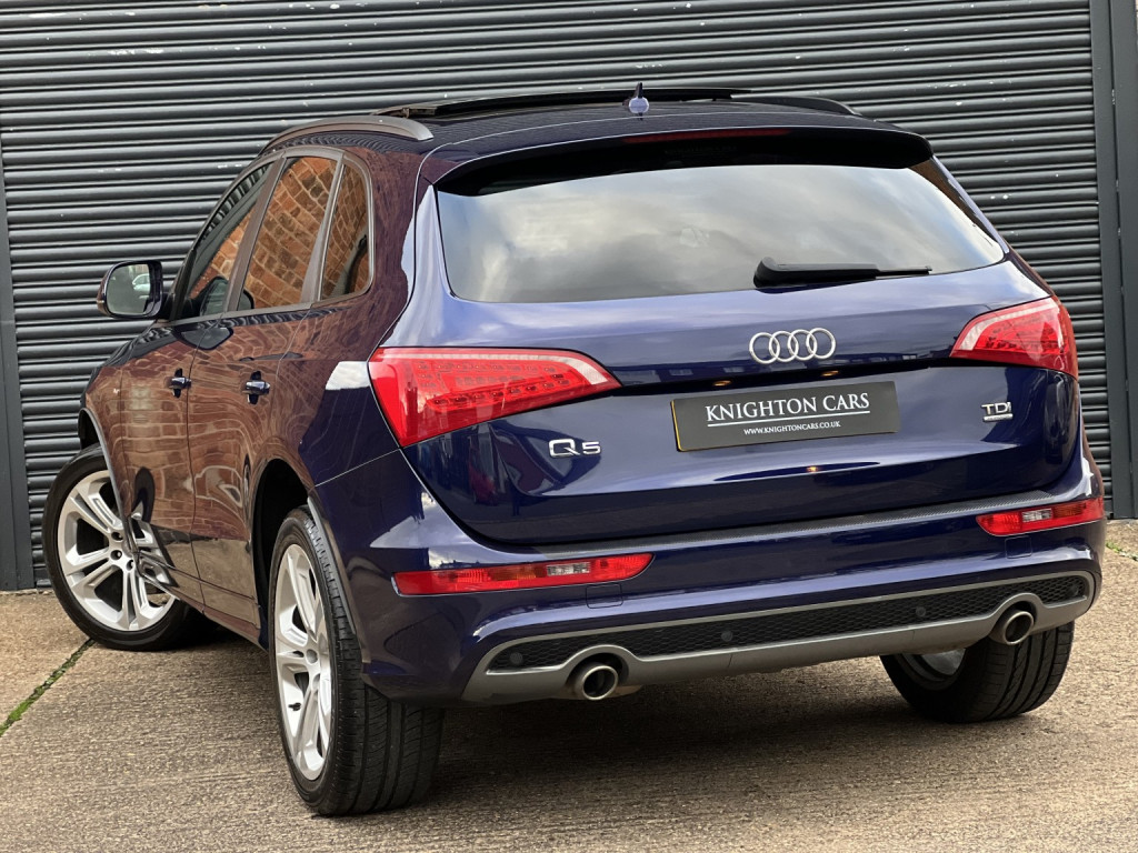 View AUDI Q5 3.0 TDI V6 S line Special Edition