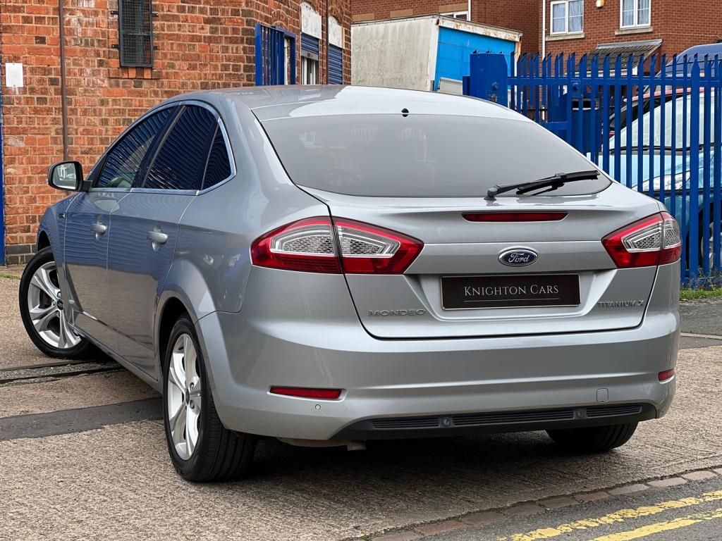 FORD MONDEO