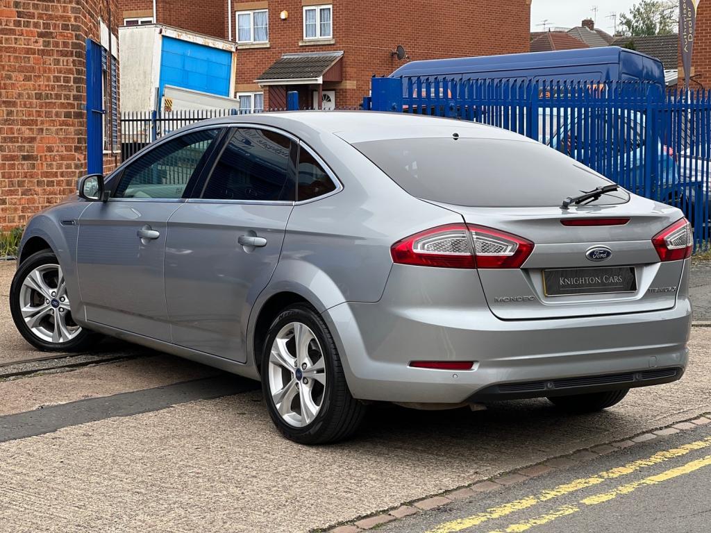FORD MONDEO