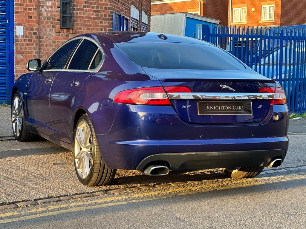 JAGUAR XF