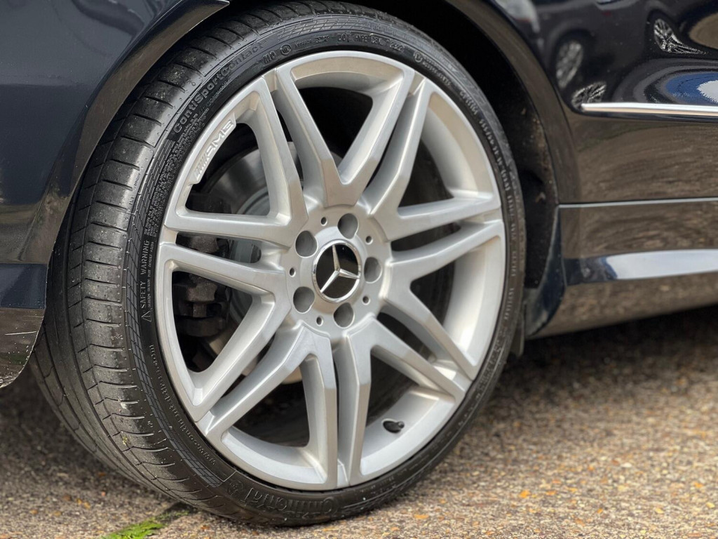 MERCEDES-BENZ E CLASS