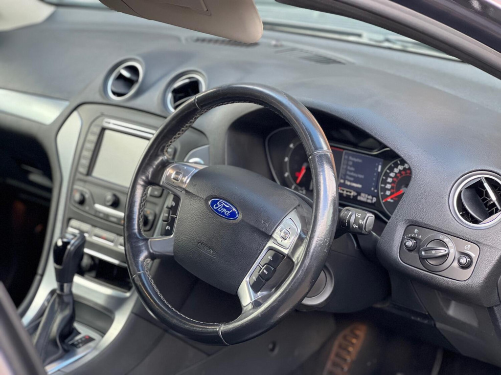 FORD MONDEO