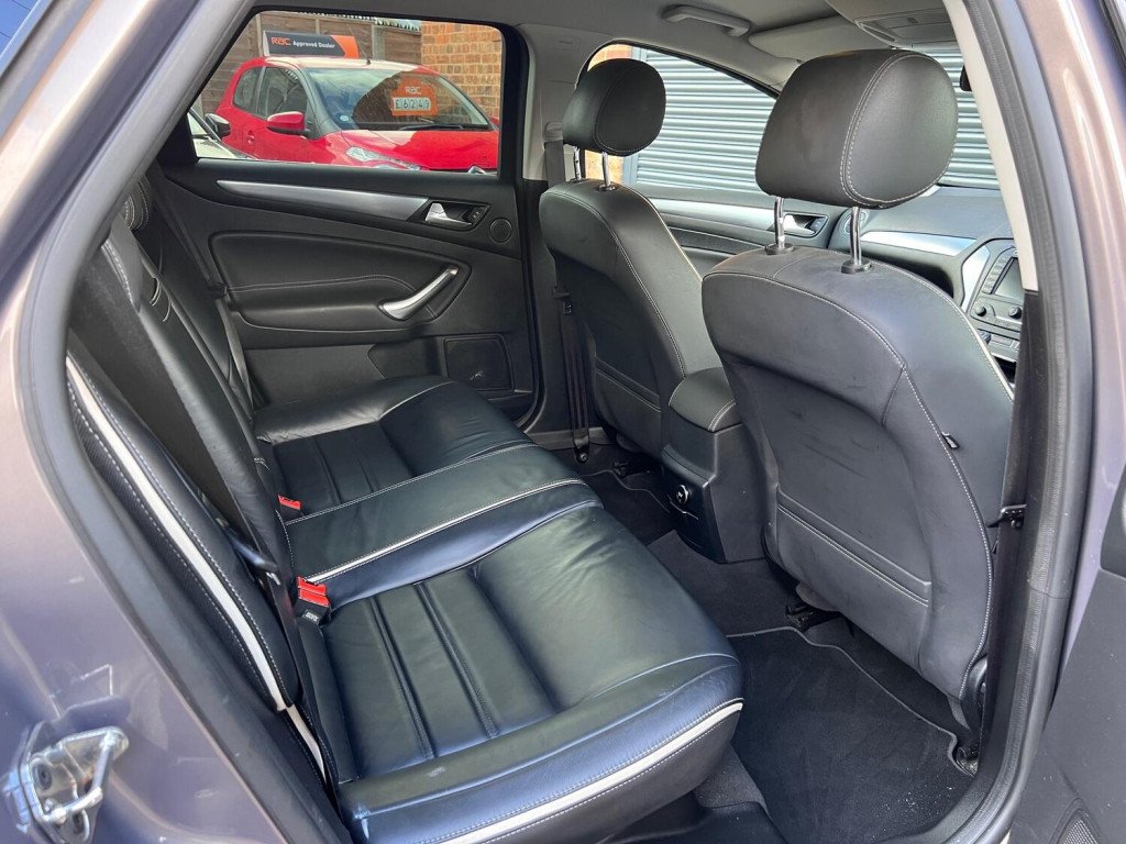FORD MONDEO