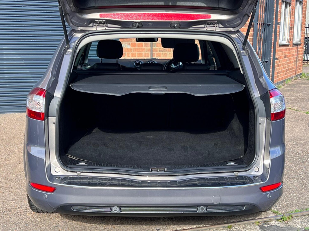 FORD MONDEO