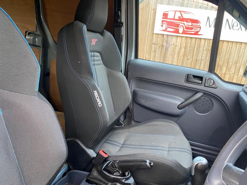 FORD TRANSIT CONNECT