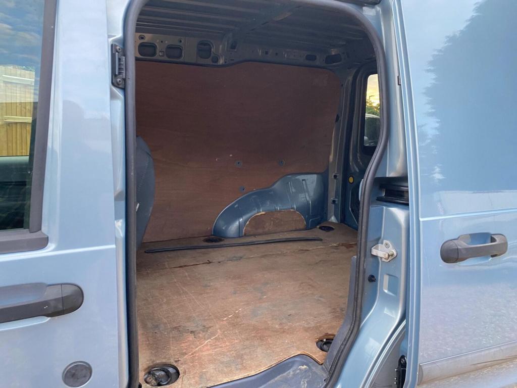 FORD TRANSIT CONNECT