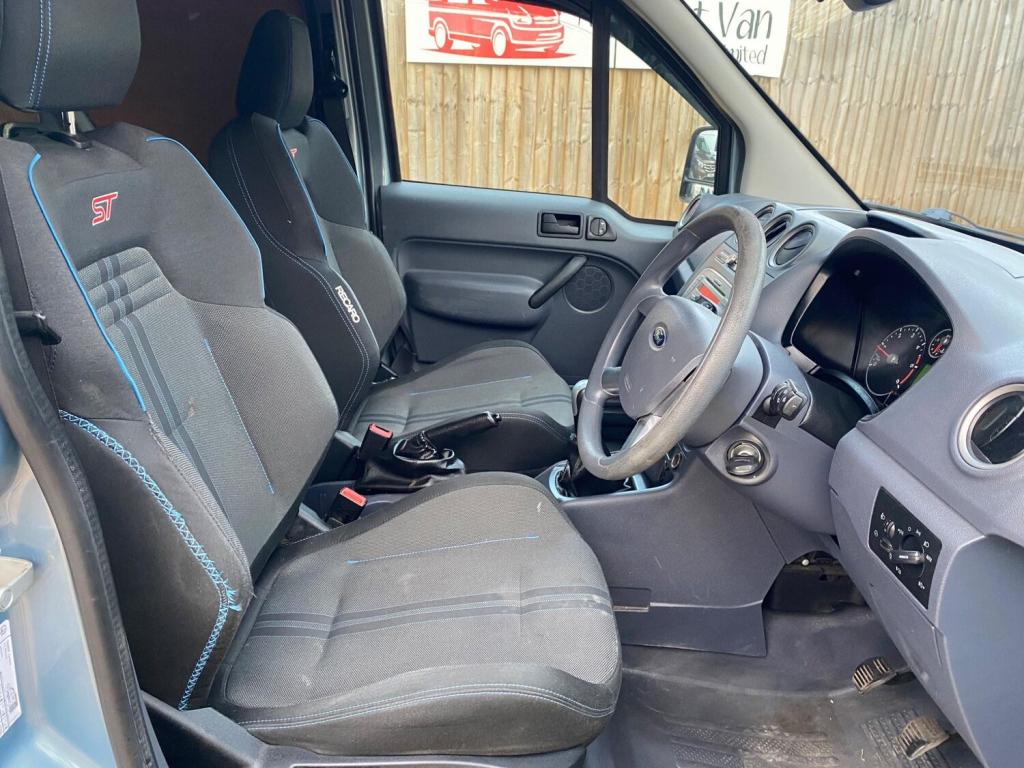 FORD TRANSIT CONNECT