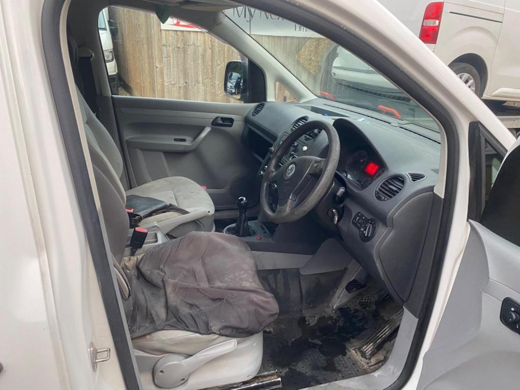 VOLKSWAGEN CADDY MAXI