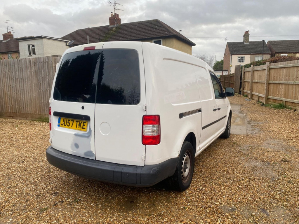 VOLKSWAGEN CADDY MAXI