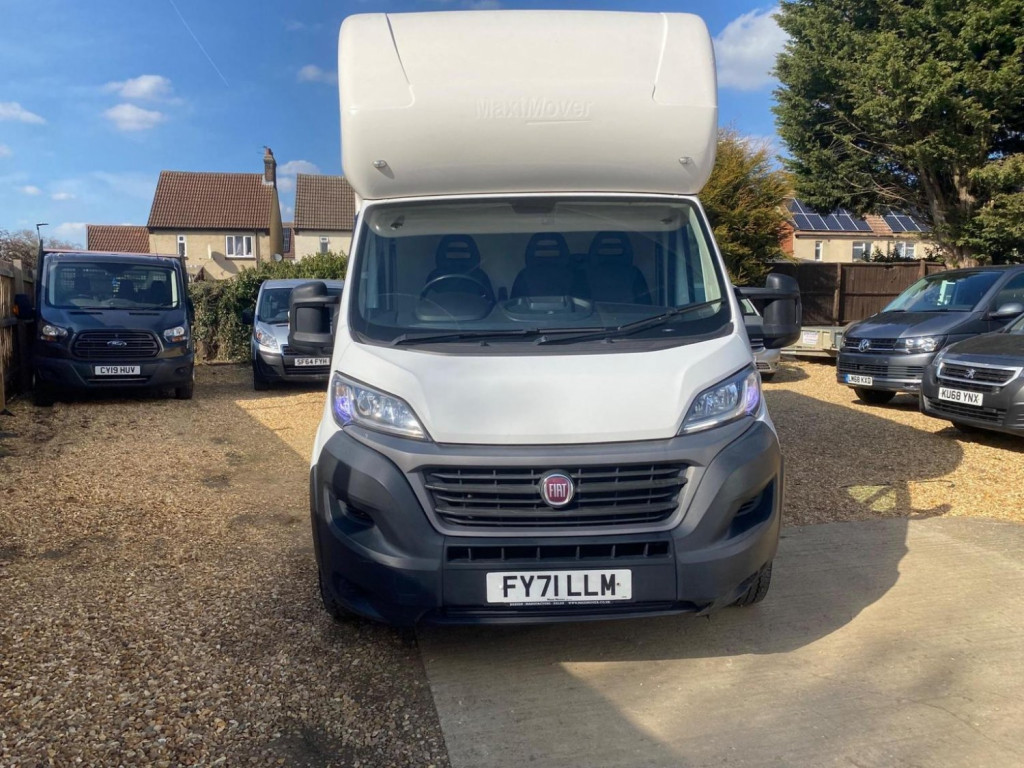 View FIAT DUCATO 2.3 MultiJetII 35 Platform Cab M H1 Euro 6 2dr