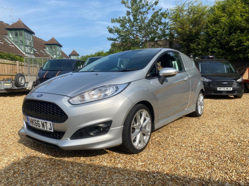 View FORD FIESTA VAN 1.5 TDCi Sport Panel Van 3dr