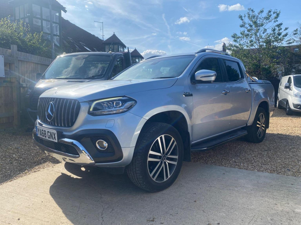 View MERCEDES-BENZ X CLASS 3.0 CDI V6 Power G-Tronic+ 4MATIC Euro 6 4dr
