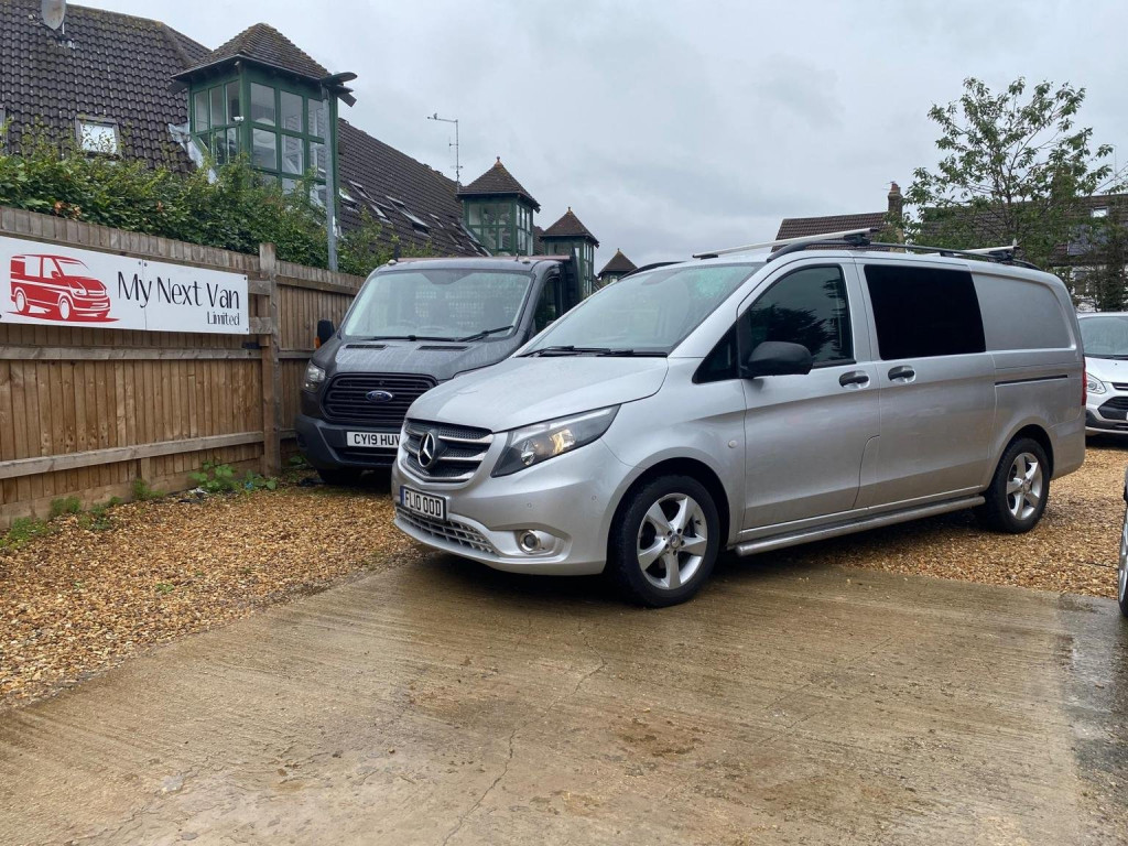 View MERCEDES-BENZ VITO 2.1 116 CDI BlueTEC Sport Crew Van G-Tronic+ RWD L2 Euro 6 (s/s) 5dr (LWB)