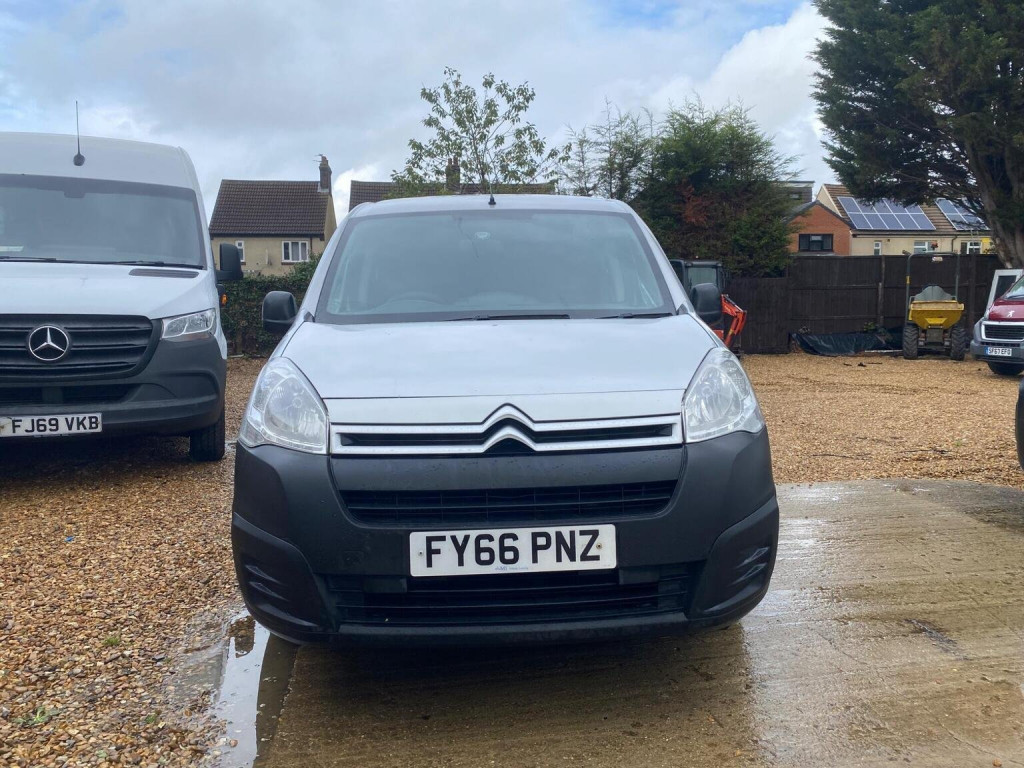 View CITROEN BERLINGO 1.6 BlueHDi 750 LX L2 6dr