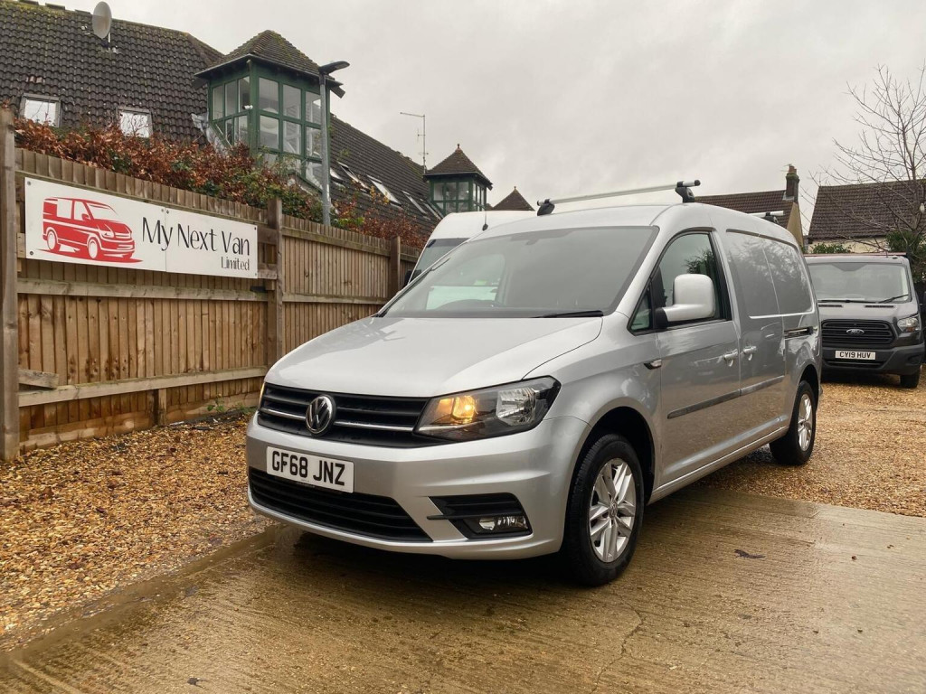 View VOLKSWAGEN CADDY MAXI 2.0 TDI C20 Highline DSG LWB Euro 6 (s/s) 6dr