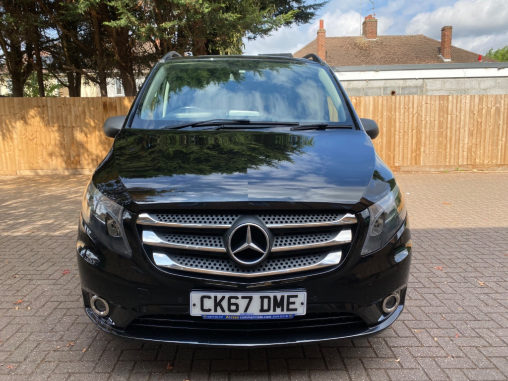 MERCEDES-BENZ VITO