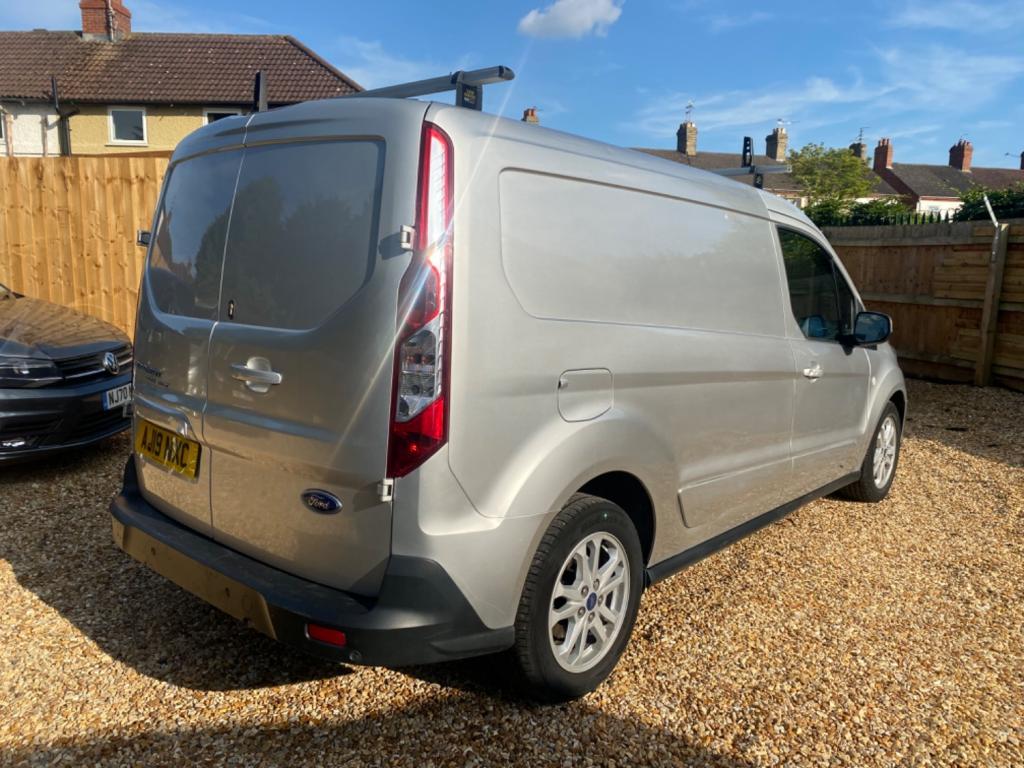 FORD TRANSIT CONNECT