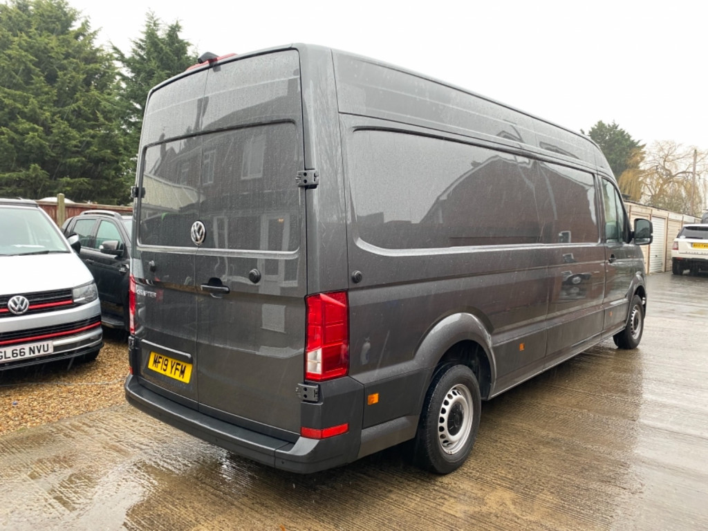 VOLKSWAGEN CRAFTER