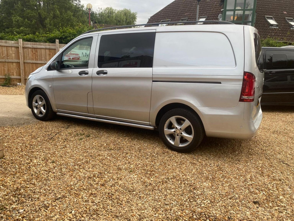 MERCEDES-BENZ VITO