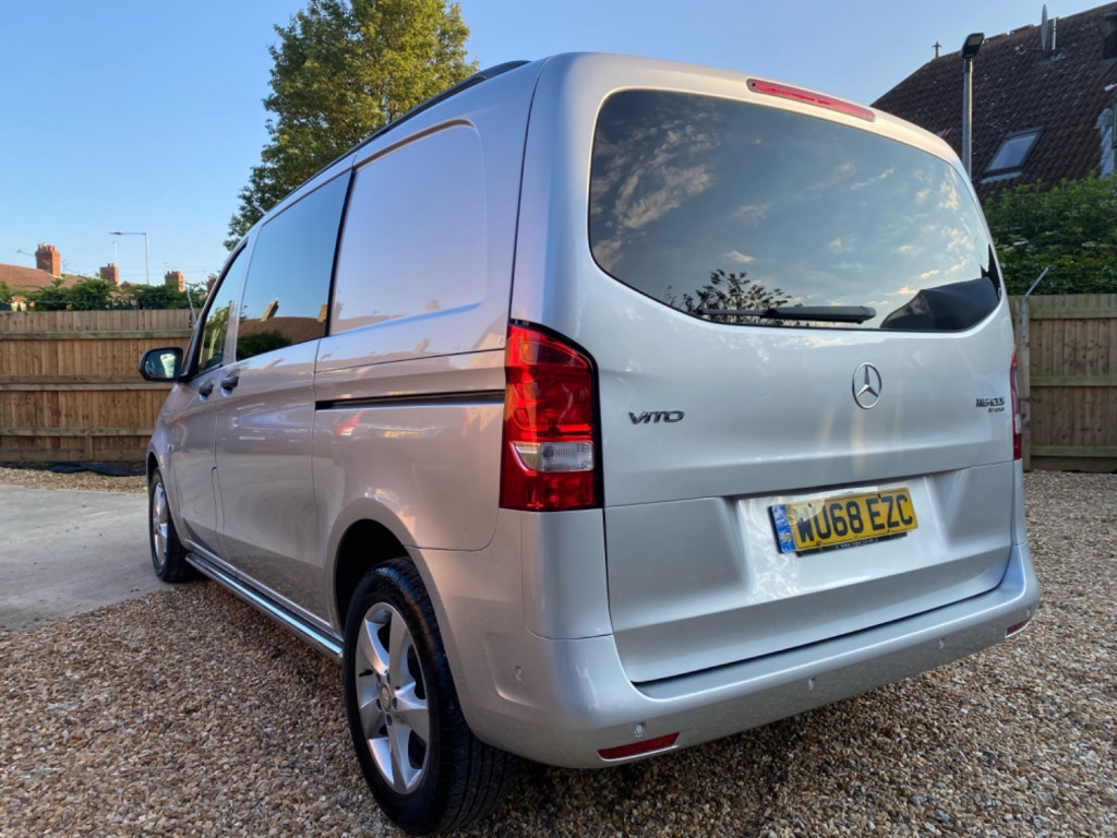 MERCEDES-BENZ VITO