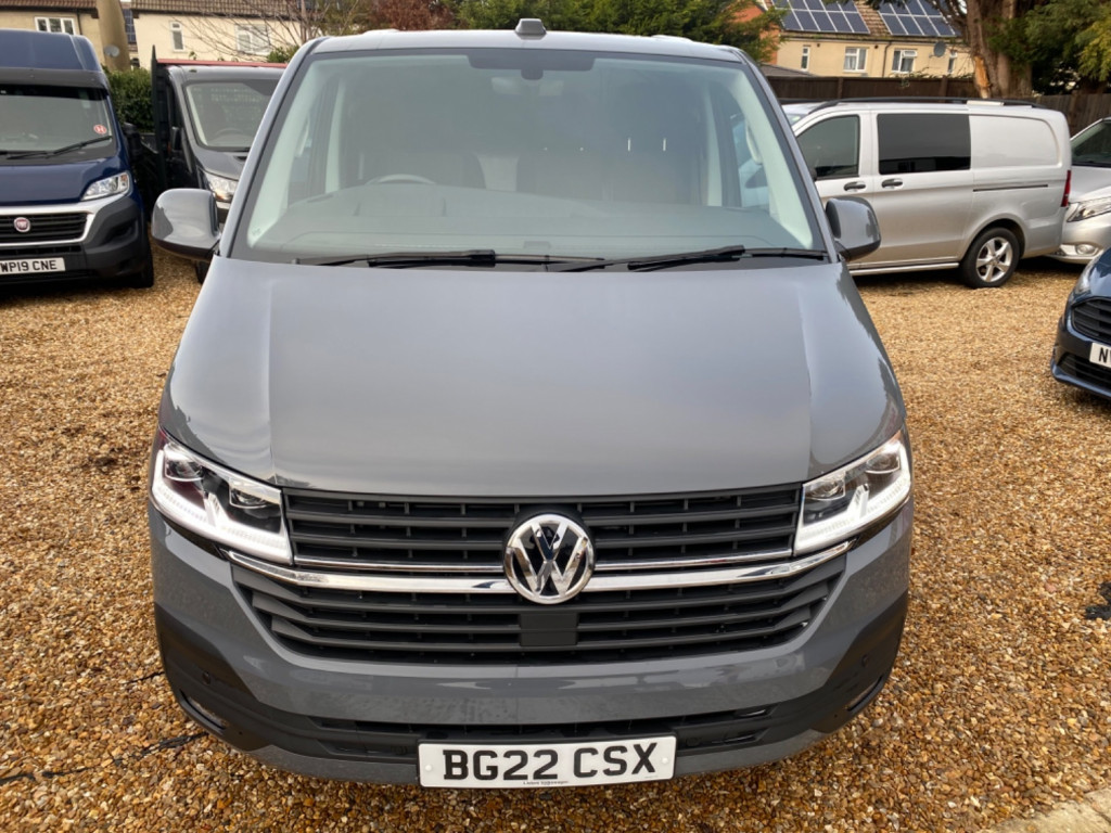 View VOLKSWAGEN TRANSPORTER 2.0 TDI T30 Highline DSG FWD SWB Euro 6 (s/s) 5dr