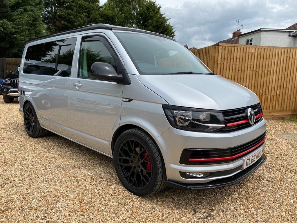 View VOLKSWAGEN TRANSPORTER 2.0 TDI T28 BlueMotion Tech Highline FWD SWB Euro 6 (s/s) 5dr