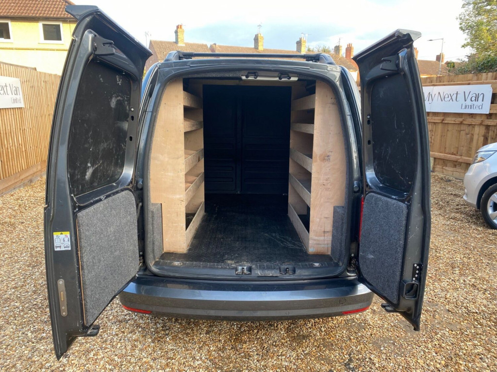 VOLKSWAGEN CADDY MAXI