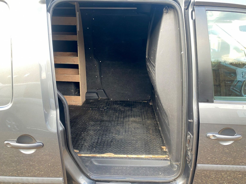 VOLKSWAGEN CADDY MAXI