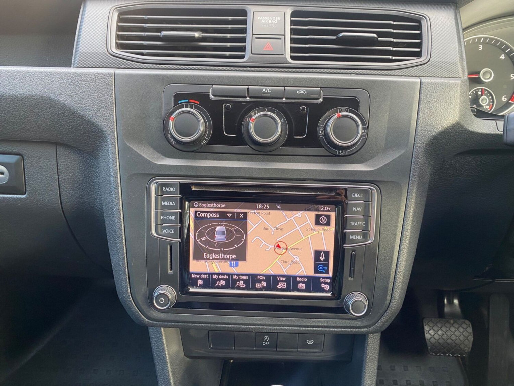 VOLKSWAGEN CADDY MAXI