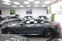 BMW 8 SERIES