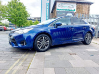 TOYOTA AVENSIS