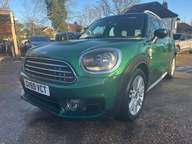 MINI COUNTRYMAN