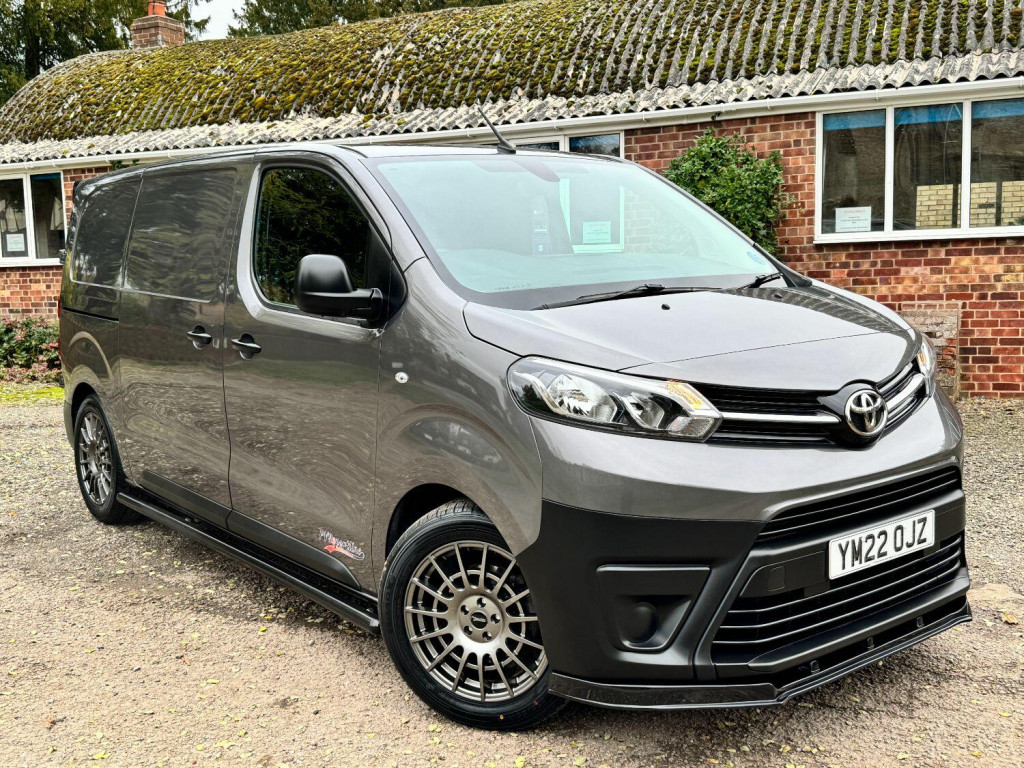 View TOYOTA PROACE 1.5 D Icon PVSsportline Edition