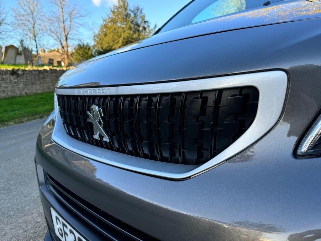 PEUGEOT EXPERT
