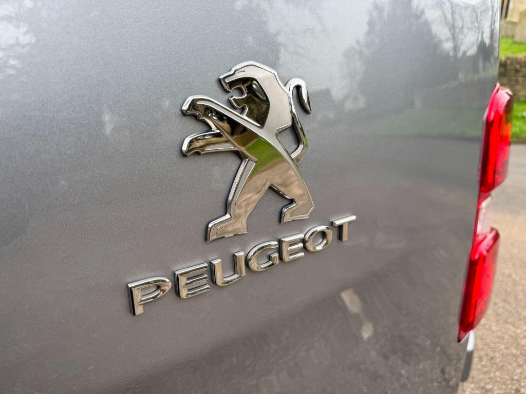 PEUGEOT EXPERT