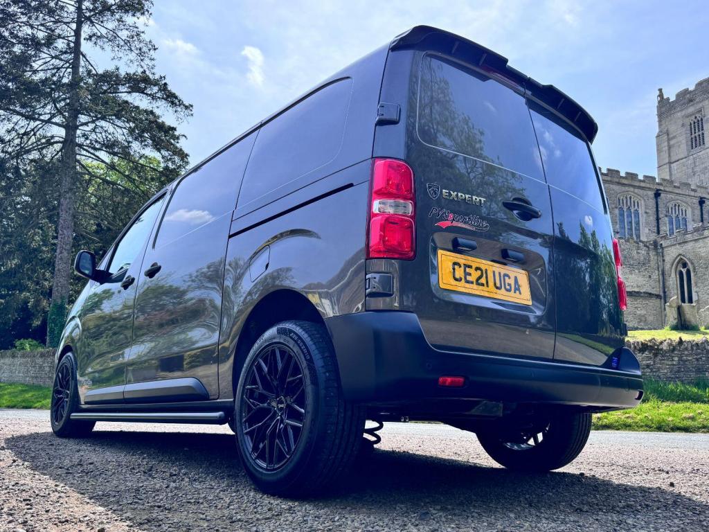 View PEUGEOT EXPERT 2.0 BlueHDi 1400 Professional