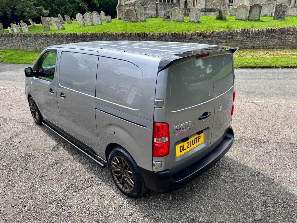 VAUXHALL VIVARO