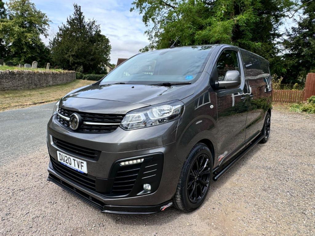 VAUXHALL VIVARO