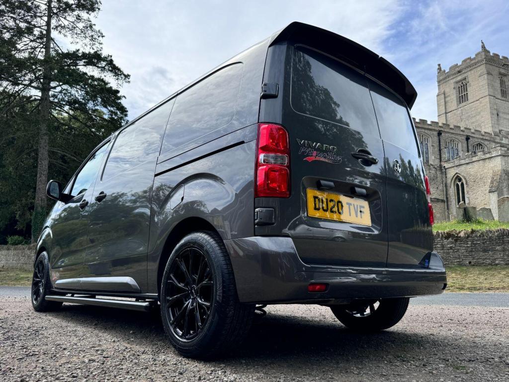View VAUXHALL VIVARO 1.5 Turbo D 2700 Sportive