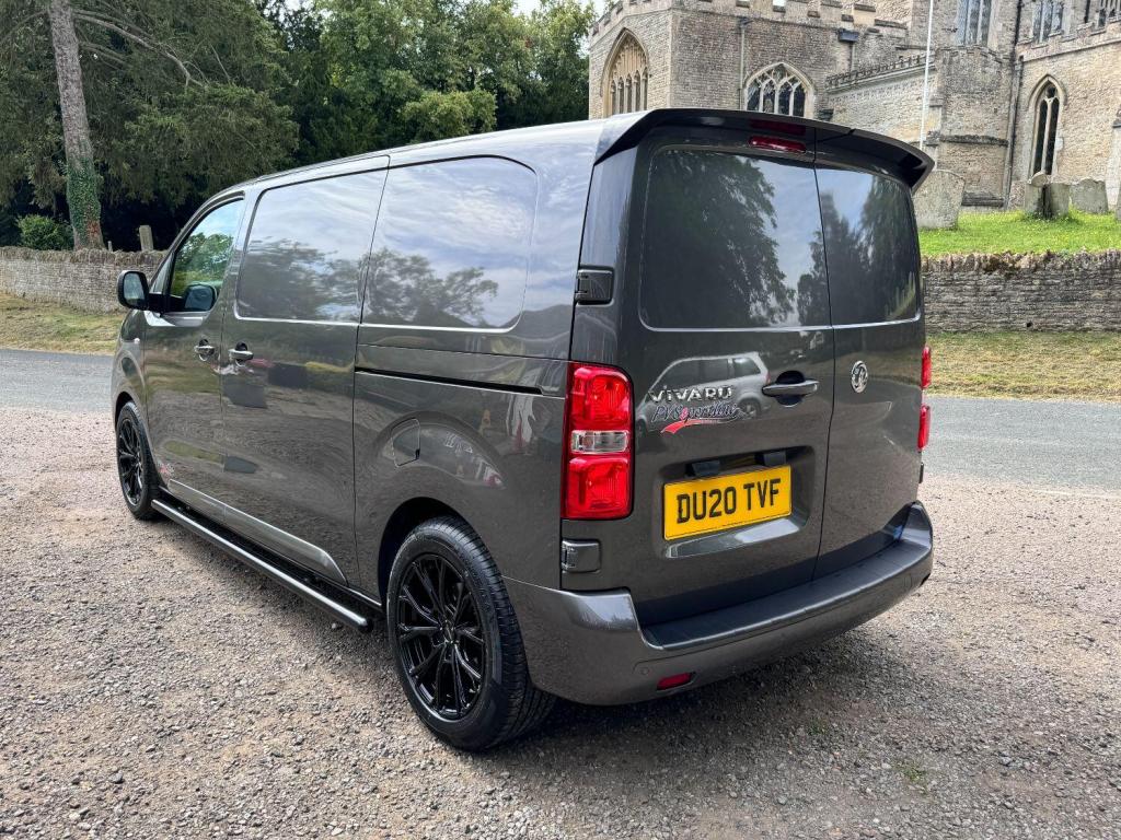 VAUXHALL VIVARO