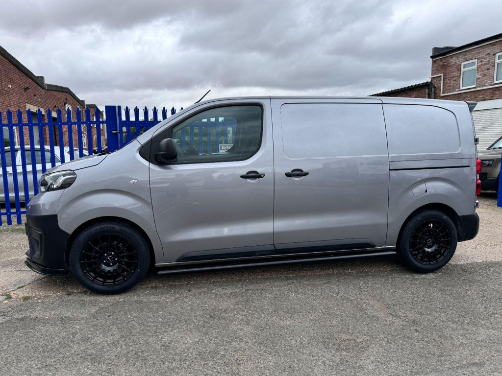 View TOYOTA PROACE 1.5 D Icon