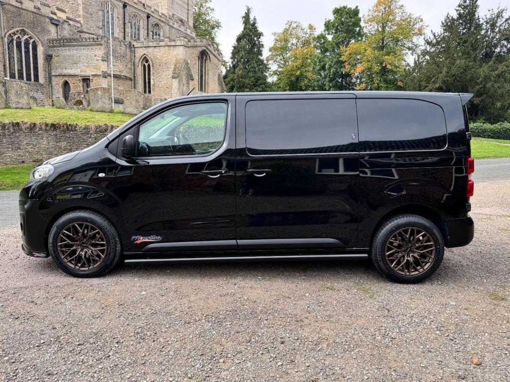 PEUGEOT EXPERT