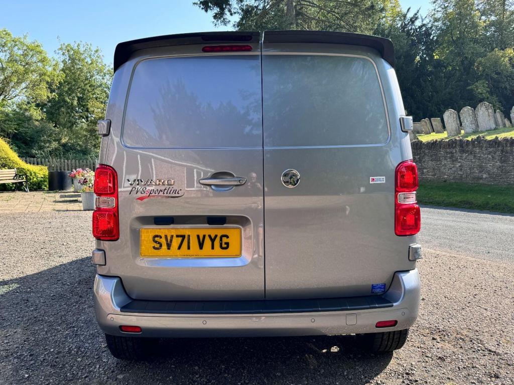 VAUXHALL VIVARO